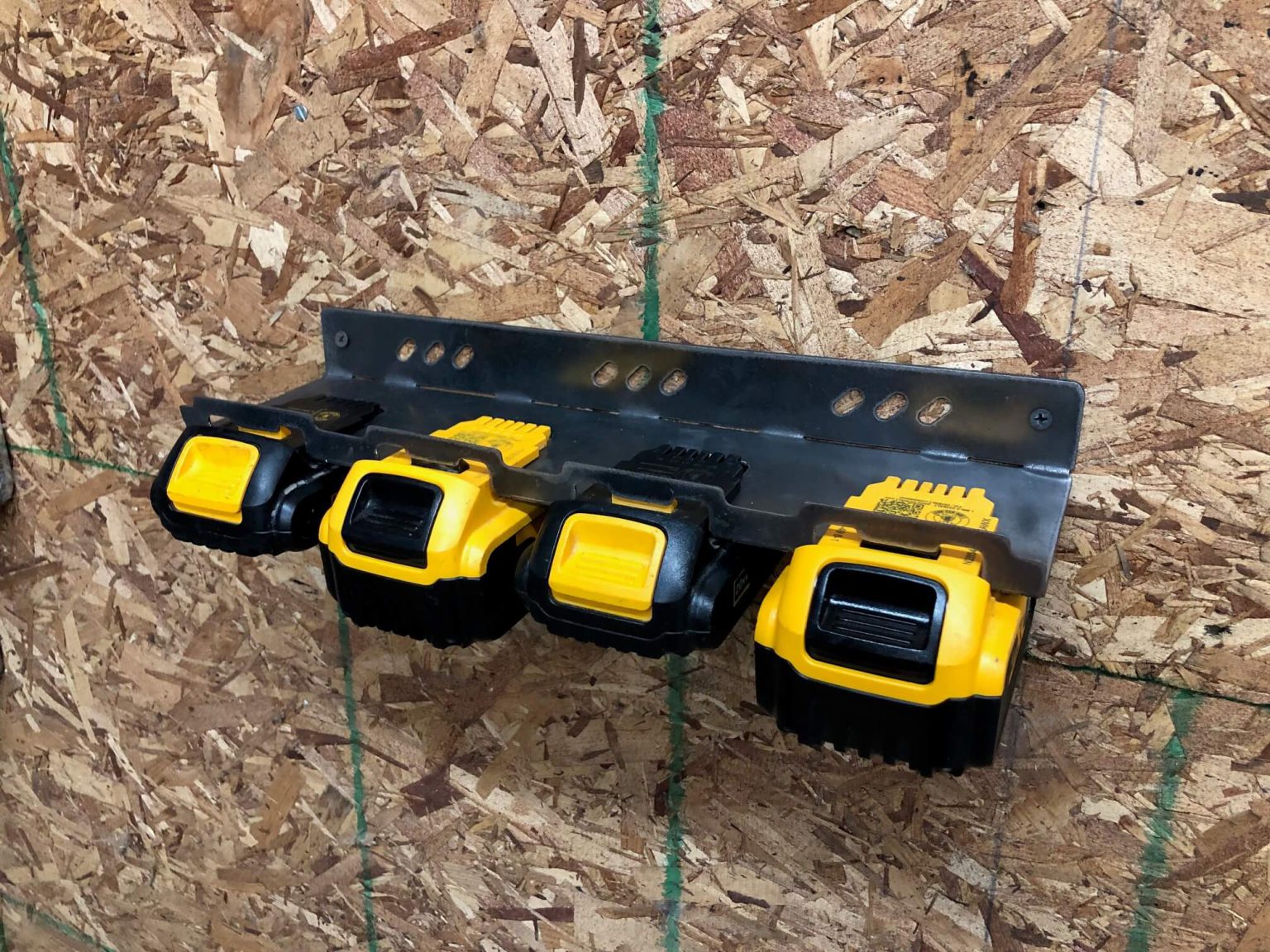 DeWalt 20v Locking Battery Holder DXF File StepFIVE40 DXF Files