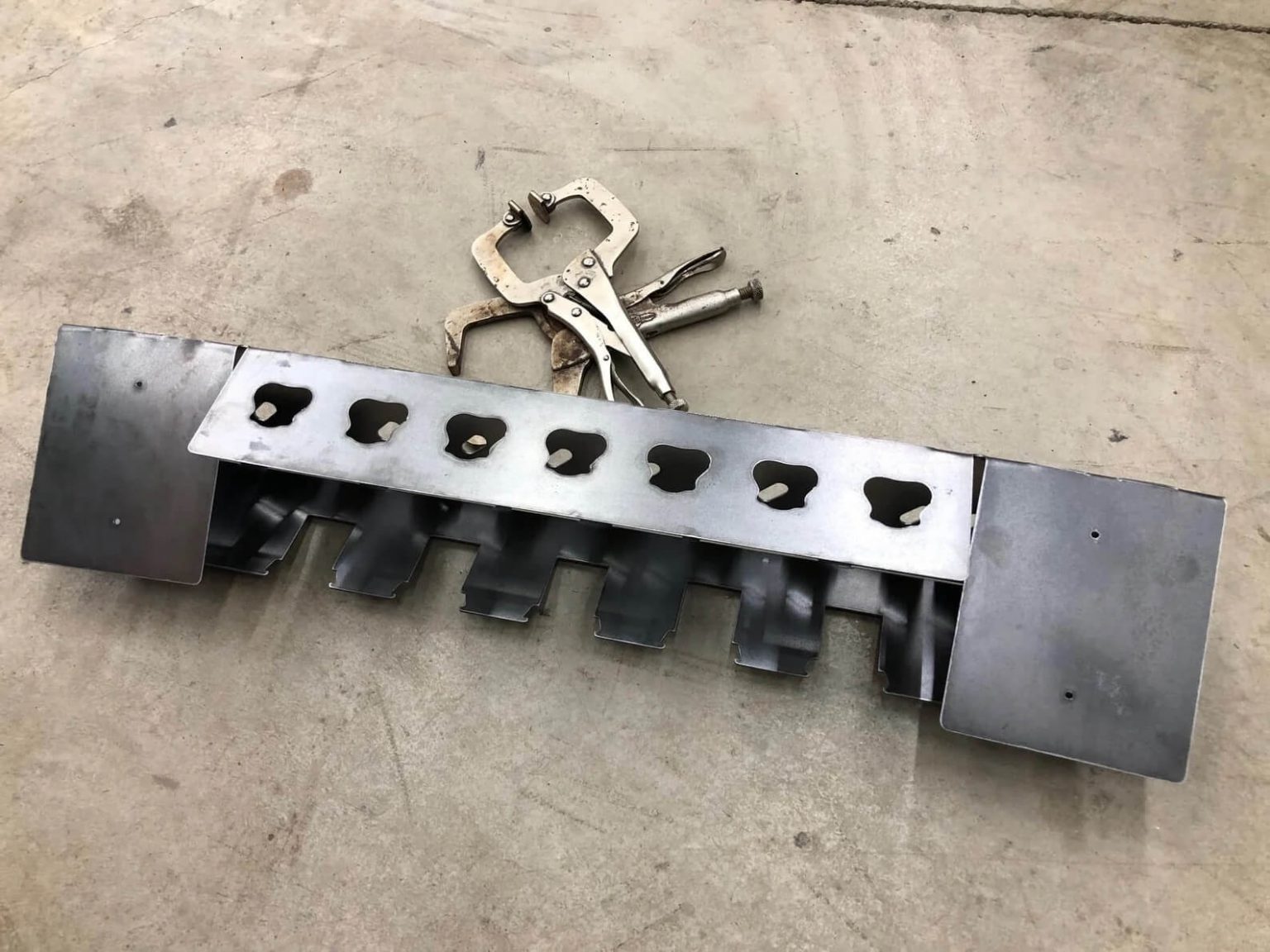 Milwaukee M18 Locking M12 Battery Double Charging Station DXF files